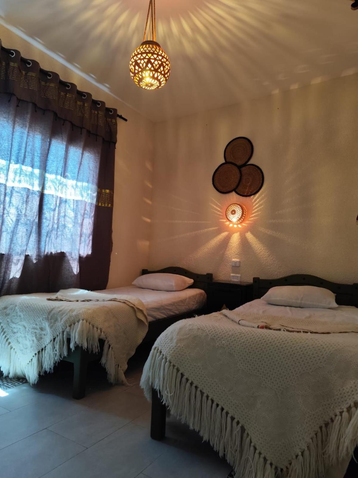 Hotel Ayachi Tunis Buitenkant foto