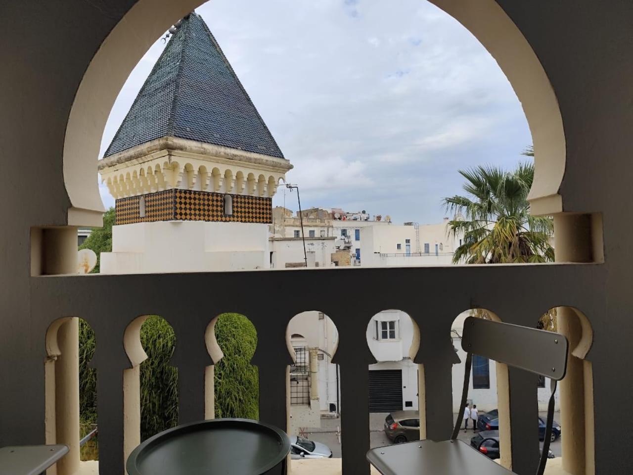 Hotel Ayachi Tunis Buitenkant foto