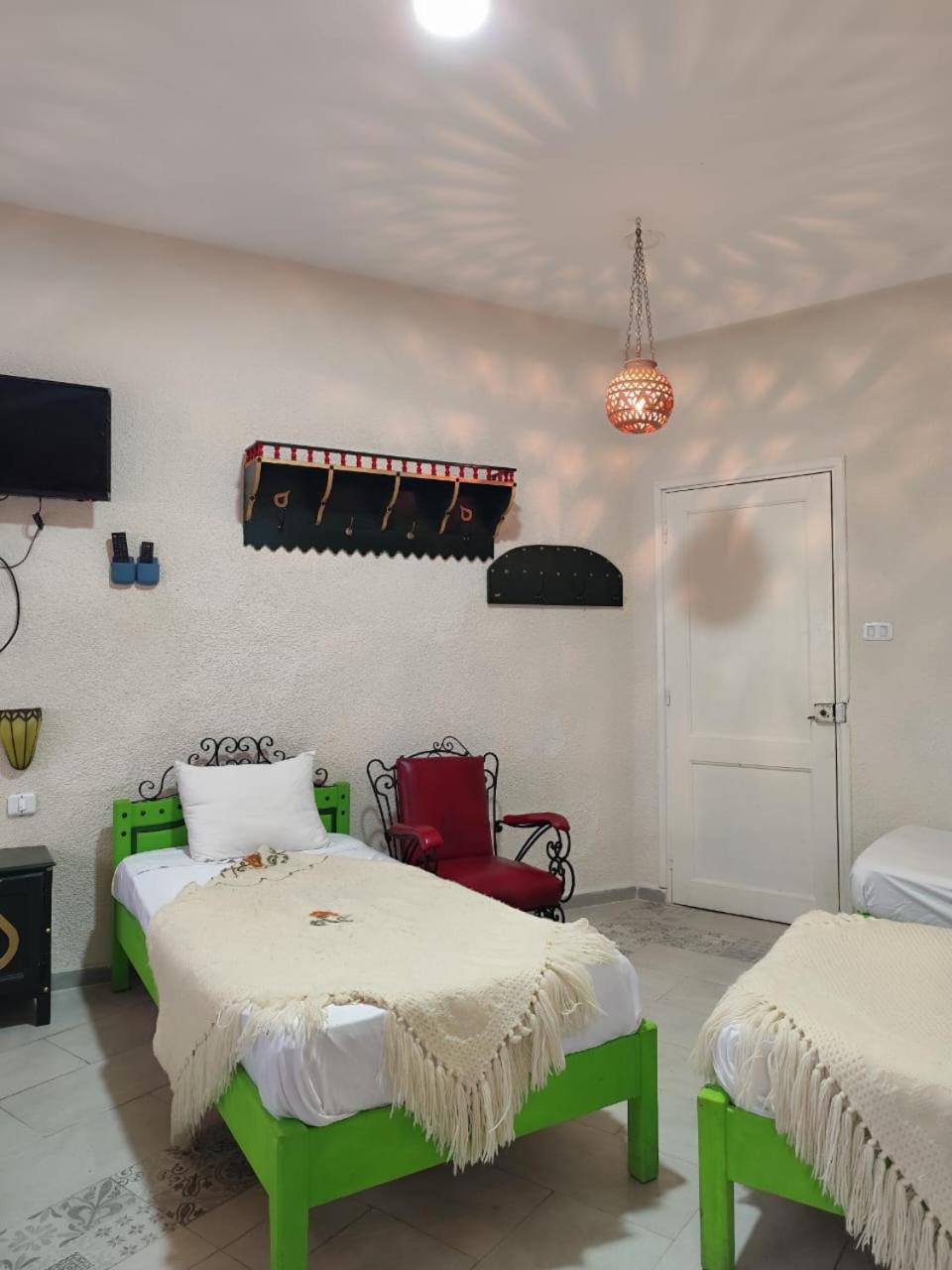 Hotel Ayachi Tunis Buitenkant foto